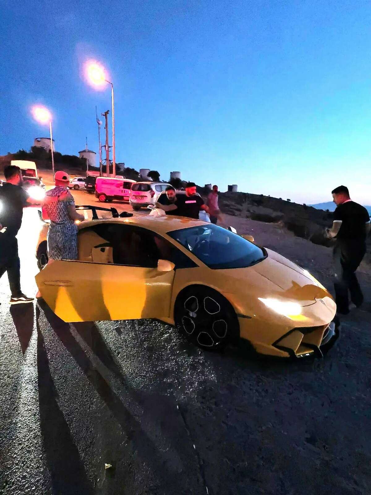 Bodrum’da Lamborghini Operasyonu, 16 Bin TL Ceza Kesildi, 30 Gün Trafikten Men Edildi 1